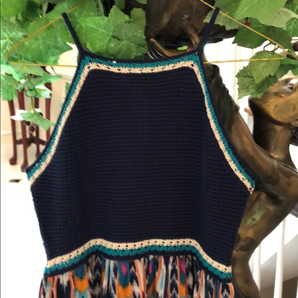 Lovely summer dress/Trendy earrings to match - Picture 3 of 7